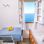 Stelios Oia