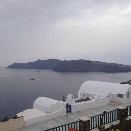 Stelios Daire